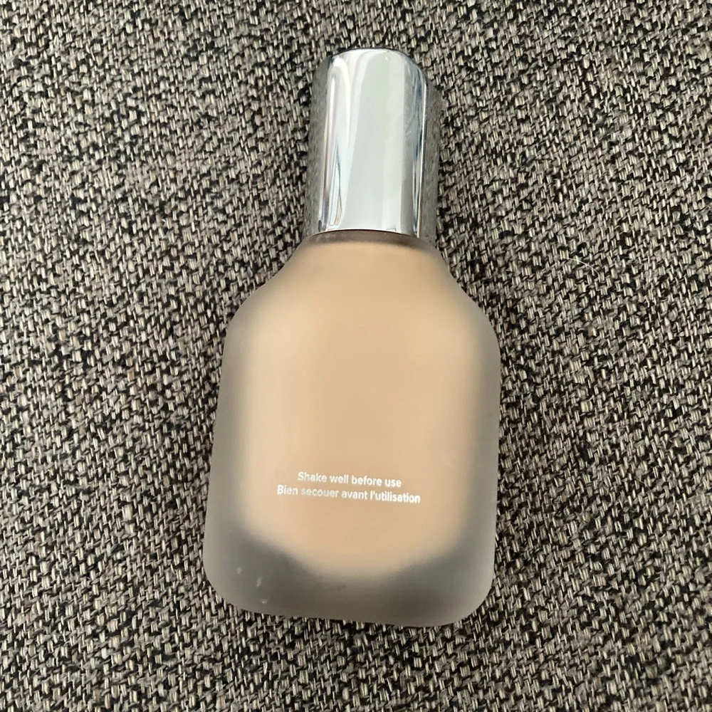 NEW Haus Labs By Lady Gaga Triclone Skin Tech Foundation #175 Light Neutral - Picture 2 of 3